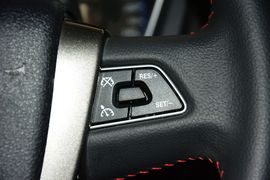 2015款吉利GX7运动版2.0L自动尊享型