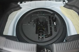 2014款吉利新帝豪两厢