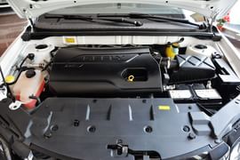 2014款吉利新帝豪两厢