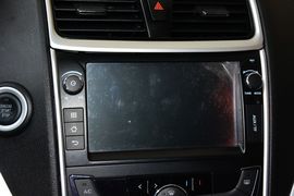 2014款吉利新帝豪两厢