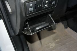 2014款吉利新帝豪两厢