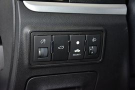 2014款吉利新帝豪两厢