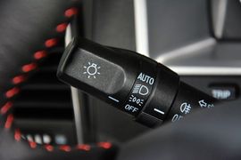 2014款吉利新帝豪两厢