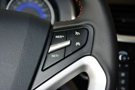 2014款吉利新帝豪两厢