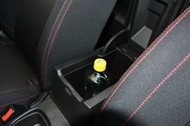 2014款铃木锋驭1.6