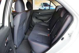 2014款吉利金刚1.5L手动进取型