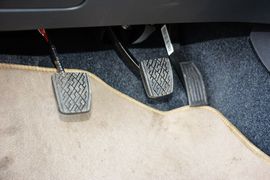 2014款吉利金刚1.5L手动进取型