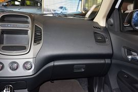 2014款吉利金刚1.5L手动进取型