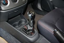 2014款吉利金刚1.5L手动进取型