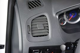 2014款吉利金刚1.5L手动进取型