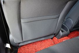 2013款福特嘉年华两厢1.5L自动品尚型