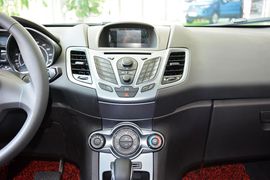 2013款福特嘉年华两厢1.5L自动品尚型