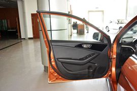 2015款东南V