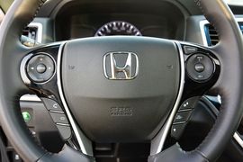 2015款本田奥德赛2.4L至尊版