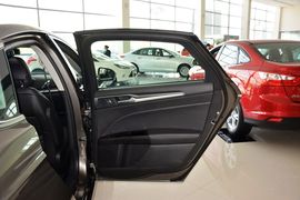 2013款福特蒙迪欧1.5L