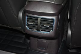 2013款福特蒙迪欧1.5L