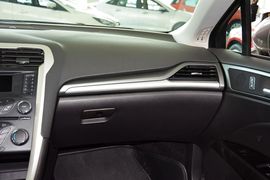 2013款福特蒙迪欧1.5L