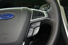 2013款福特蒙迪欧1.5L