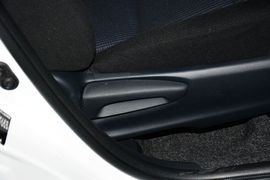 2014款丰田YARiS