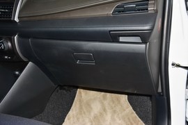 2014款丰田YARiS