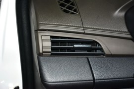 2014款丰田YARiS