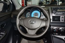2014款丰田YARiS