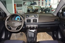 2014款丰田YARiS