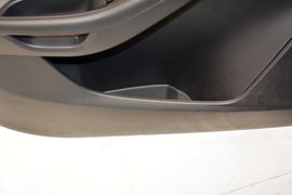 2012款福特福克斯两厢1.6L自动舒适型