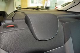 2012款福特福克斯两厢1.6L自动舒适型