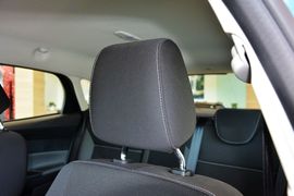 2012款福特福克斯两厢1.6L自动舒适型