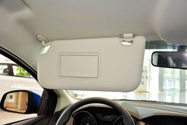 2012款福特福克斯两厢1.6L自动舒适型