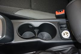2012款福特福克斯两厢1.6L自动舒适型