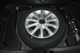 2015款丰田凯美瑞Hybrid