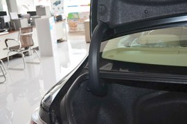 2015款丰田凯美瑞Hybrid