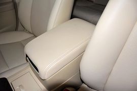 2015款丰田凯美瑞Hybrid
