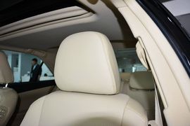 2015款丰田凯美瑞Hybrid