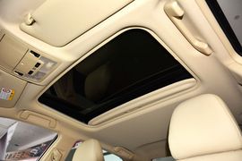 2015款丰田凯美瑞Hybrid