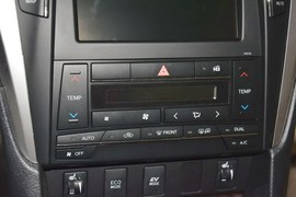 2015款丰田凯美瑞Hybrid