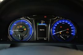 2015款丰田凯美瑞Hybrid