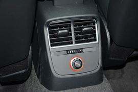 2015款奥迪A3三厢45TFSI