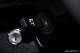 路虎卫士SVX