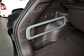 2014款Jeep自由光2.4L豪华版