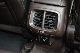 2014款Jeep自由光2.4L豪华版