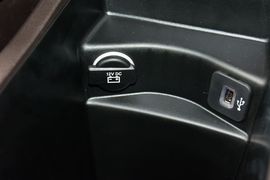 2014款Jeep自由光2.4L豪华版
