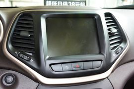 2014款Jeep自由光2.4L豪华版