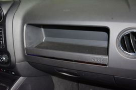 2014款Jeep自由客2.0L运动版