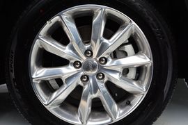 2014款Jeep自由光2.4L豪华版