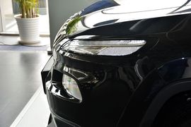 2014款Jeep自由光2.4L豪华版