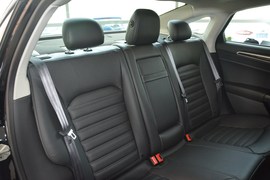 2013款福特蒙迪欧2.0L
