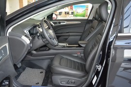 2013款福特蒙迪欧2.0L